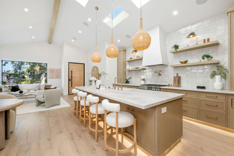 General Contractor Services by Palafox Prestige Construction, Inc.